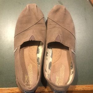 Toms shoes
